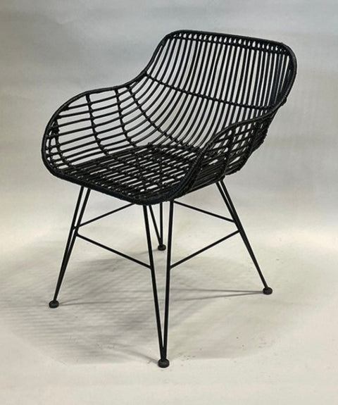 Rotan stoel met arm - Black - Wood