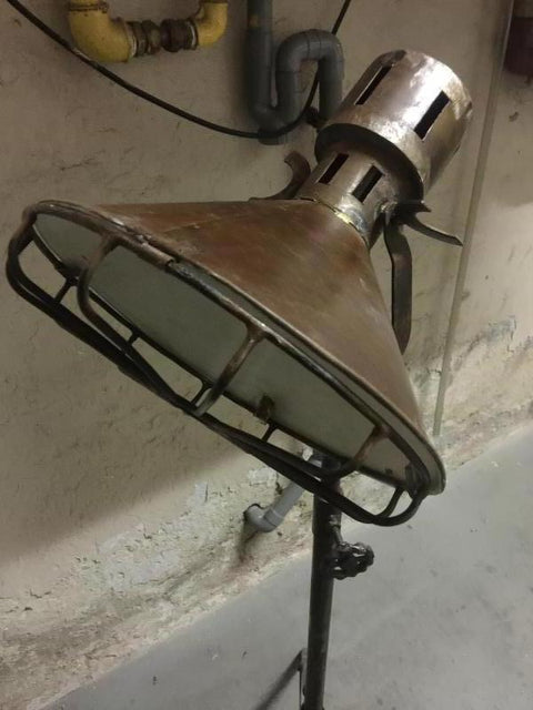 Industriële vloerlamp Lisa